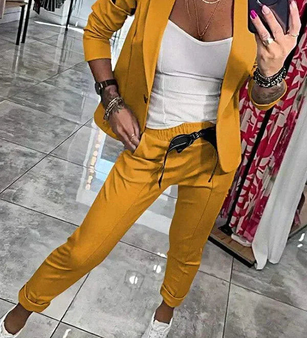 Róisín - Sophisticated Chic Ensemble