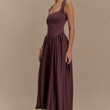 Ciara - Chic Midi Dress