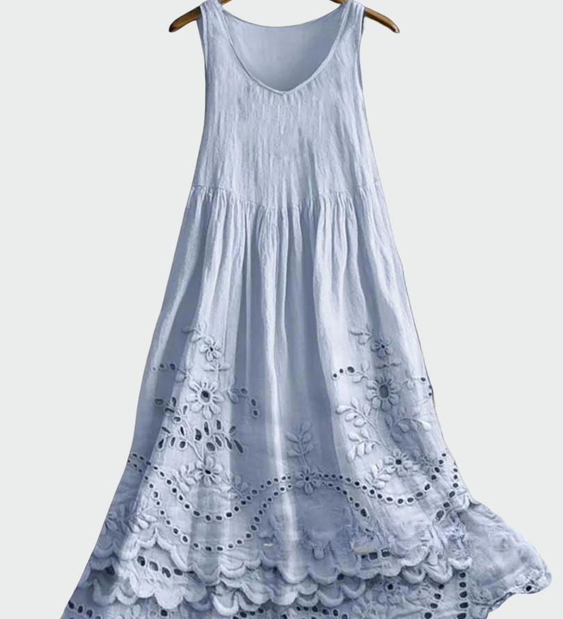 Fiona - Dress in English Style