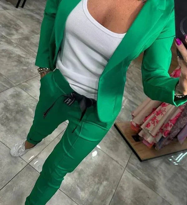 Róisín - Sophisticated Chic Ensemble
