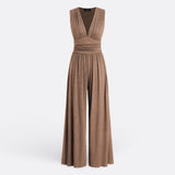 Rita - Stylish Mono Elegance