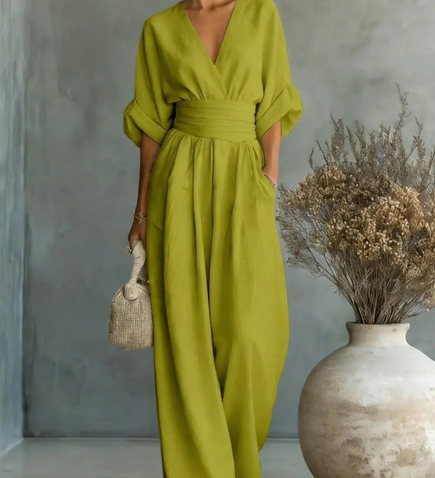 Eimear - Backless V-Neck Dress