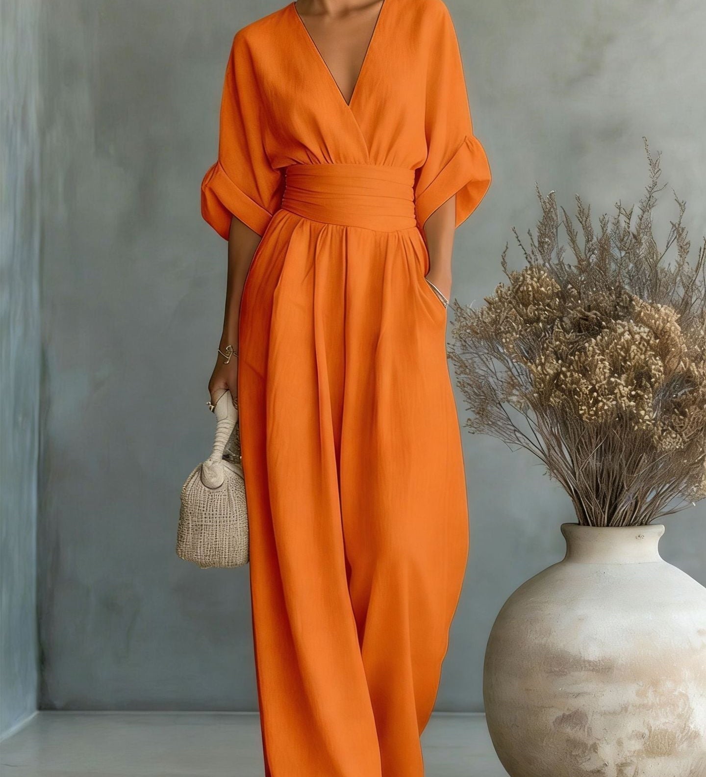 Eimear - Backless V-Neck Dress
