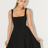 Brighid - Chic Midi Dress