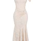 Nóra - Chic Maxi Dress