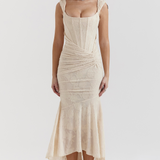Nóra - Chic Maxi Dress